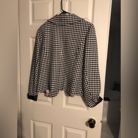 Never worn - Picture 2 of 2